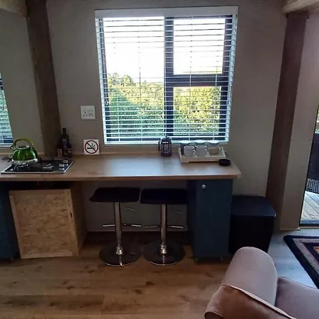 Oriole Serene Self Catering Studio George Exterior photo