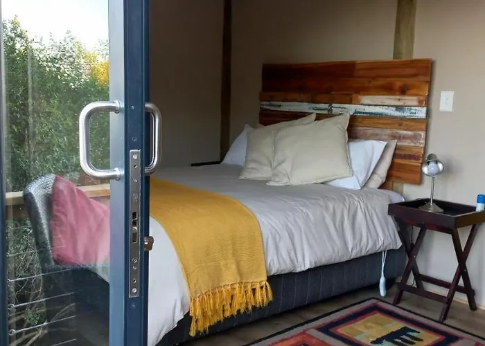 Oriole Serene Self Catering Studio